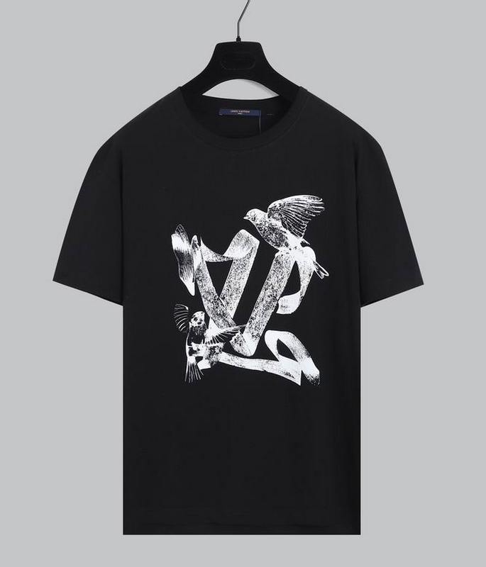 Louis Vuitton Men's T-shirts 817